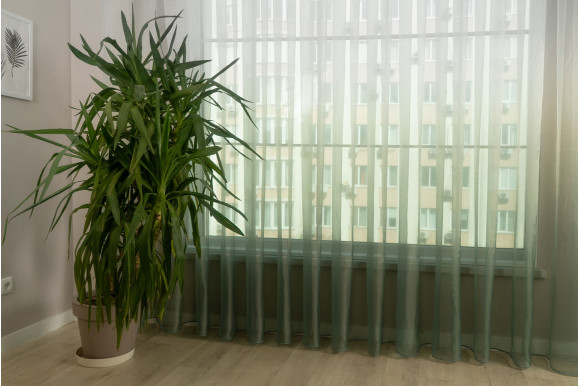 Розтяжка (карнавал) темно-зелена