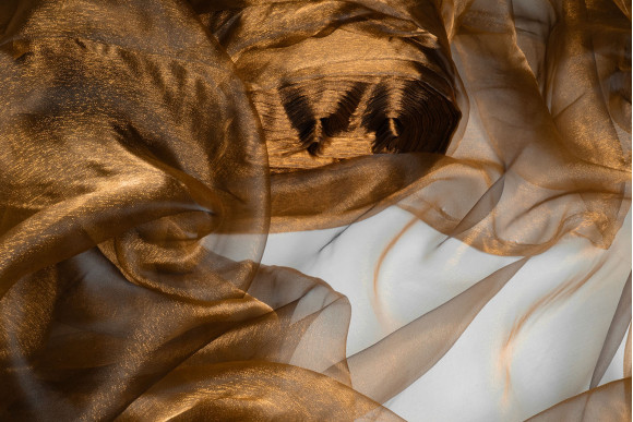 Тюль органза манка хамелеон коричнева Тюль органза манка хамелеон коричнева