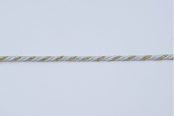 Шнур декоративний біло-золотистий 3 мм Шнур декоративний біло-золотистий 3 мм