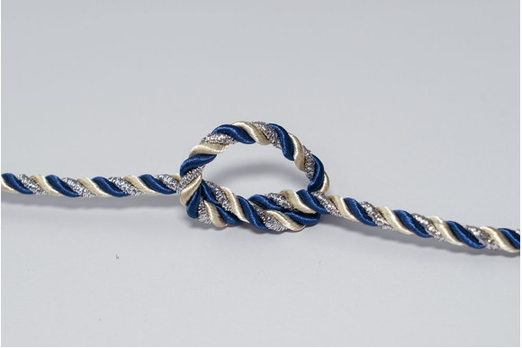 Шнур декоративний синьо-молочний 5 мм