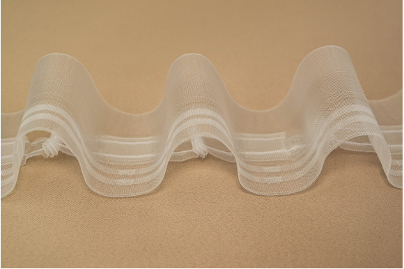 Тесьма фальшлюверсная под крючки LFL-10-990 с фиксацией складки 1:2