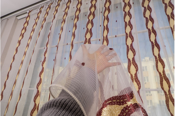 Тюль Norel F-110 червона відріз 5 метрів