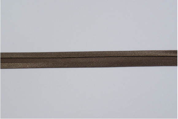 Коса бейка коричнева