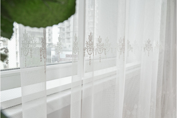 Тюль фатин з вишивкою Manelle TFV-9044 молочний