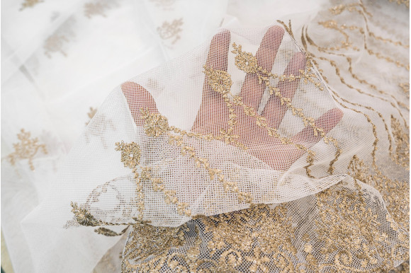 Тюль фатин з вишивкою Manelle TFV-9062 молочно-золотистий