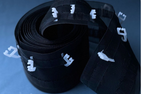 Крючки на алюминиевый карниз KKA-9290