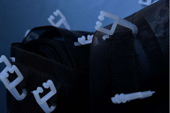 Крючки на алюминиевый карниз KKA-9290