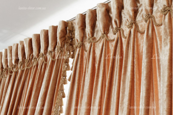 Штори велюр з бахромою 3 полотна Н-2,66м