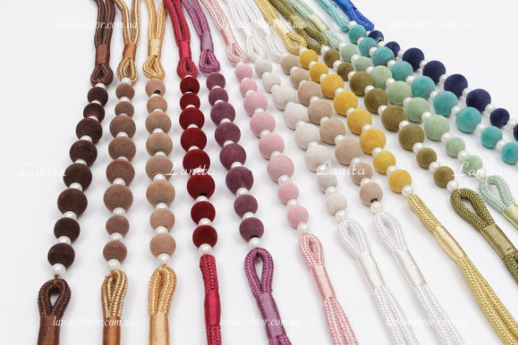 Подхват с бусинами PSB бежево-песочный