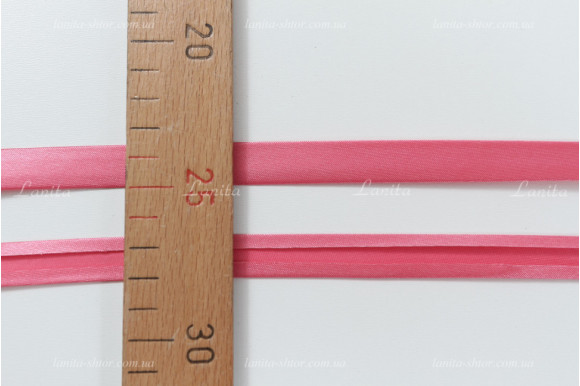 Косая бейка ярко-розовая