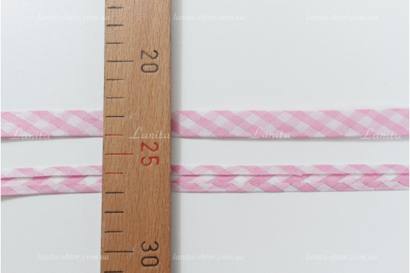 Косая бейка розовая клетка